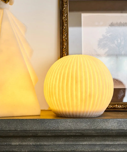 Ribbed Sphere Light Up Large