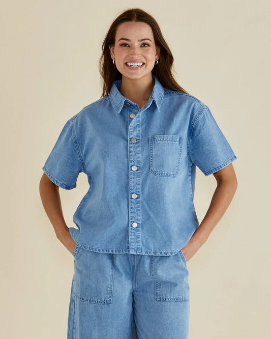 Saffra Short Sleeve Denim Shirt - Medium Wash