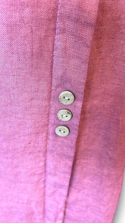 DARK BERRY PLAIN LINEN TEE WITH COCONUT BUTTONS