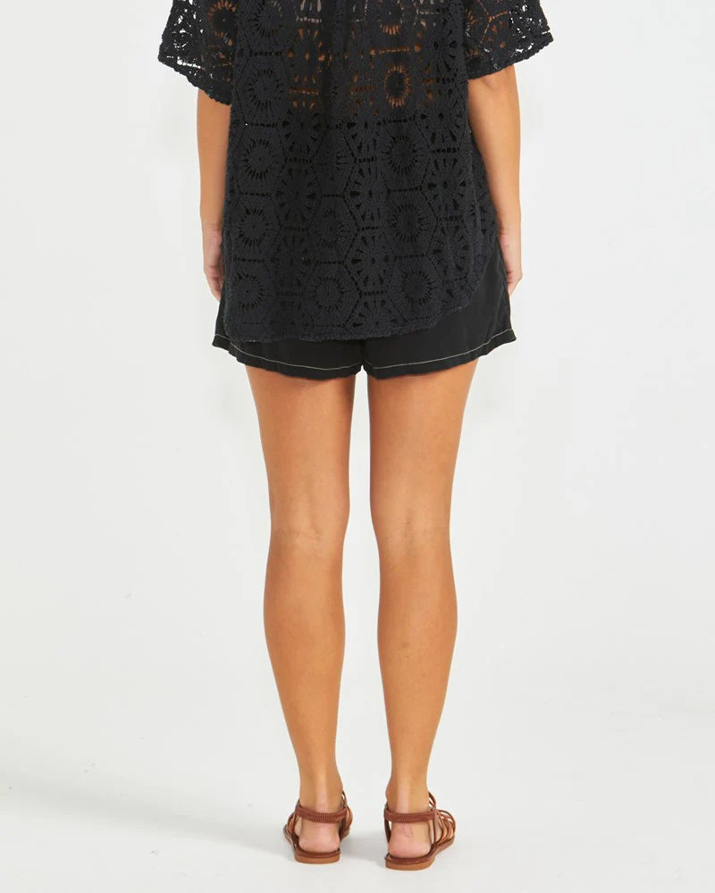 Seville Short - Black