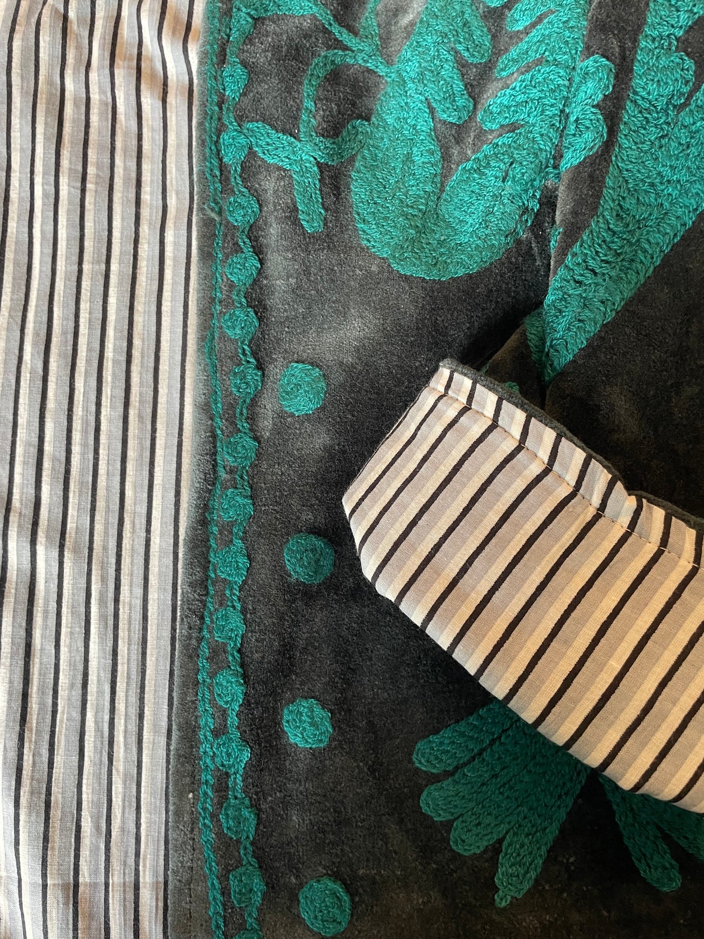 Velvet Jacket - Gray/teal LOVE