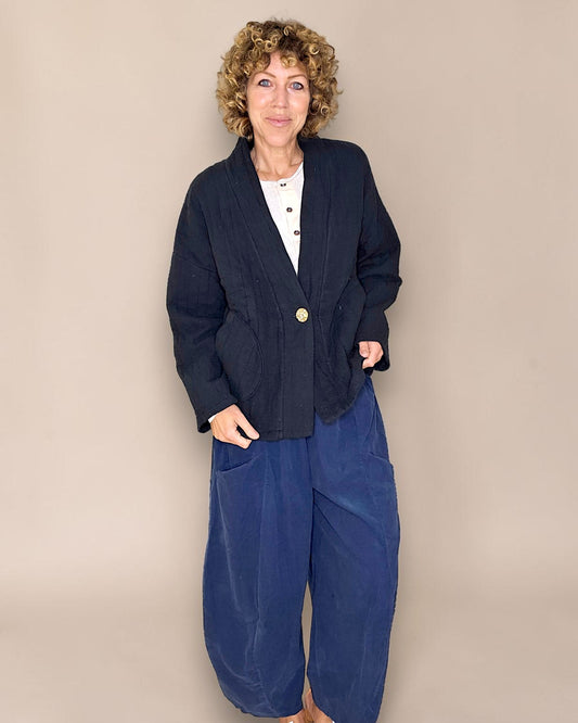 BLACK COTTON GAUZE KIMONO-GOLD BUTTON