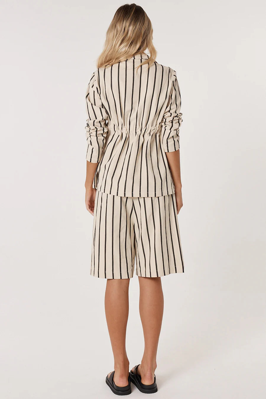 Luna Wrap Blazer - Cream/Black