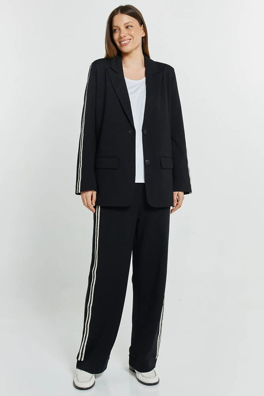 Bronwyn Blazer - Black