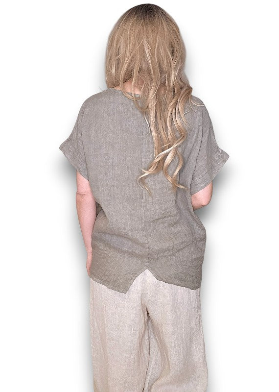 MOCHA SPLIT BACK RIVER TEE