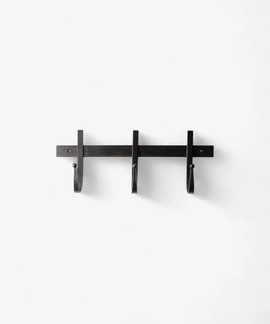 Chunky Iron 3 Hook Brush Black