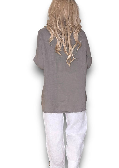 MOCHA PEARL BUTTON MOKU LONG SLEEVE TOP
