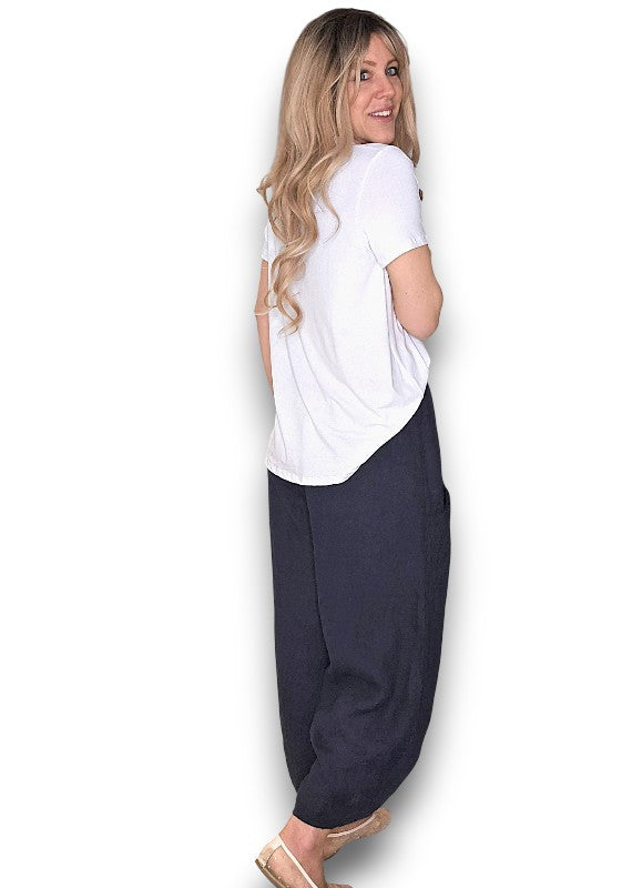 NAVY BARREL LINEN PANTS