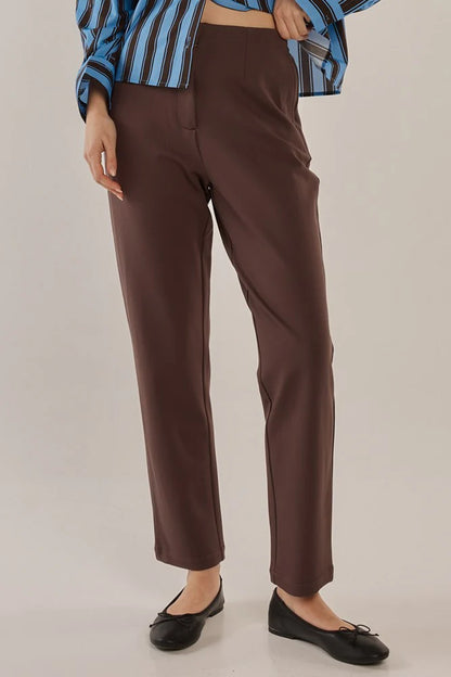 Paloma Straight Leg Pant -Brown