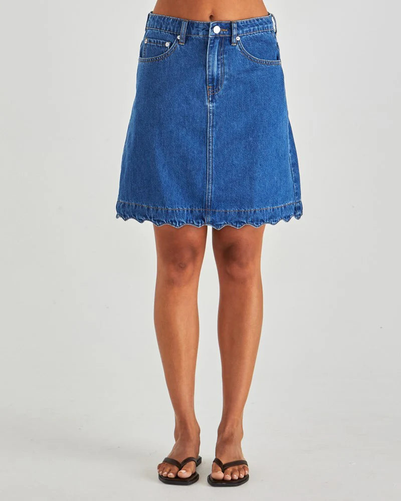 VALE SCALLOPED DENIM SKIRT - MID BLUE WASH
